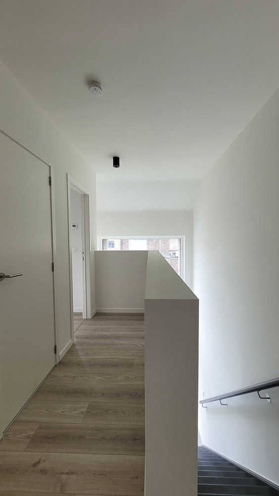 Bostoen RivaHof Dentergem stijlvolle kijkwoning nachthal
